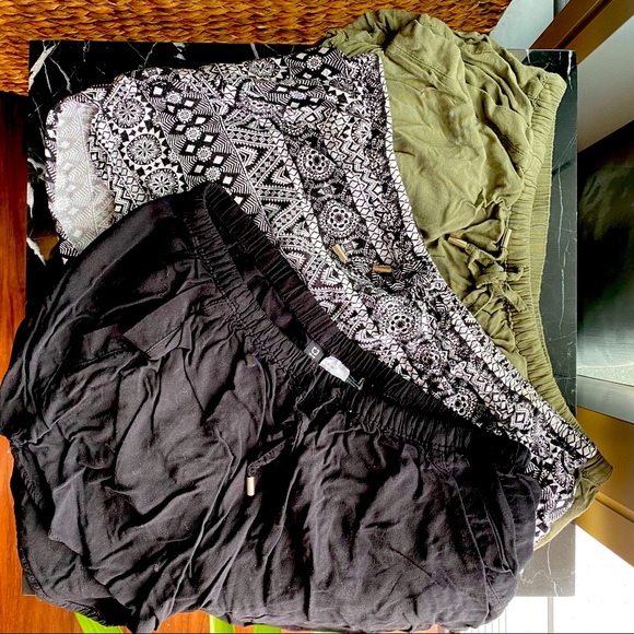 [FREE] 3pc DIVIDED H&M drawstring shorts - Picture 2 of 5